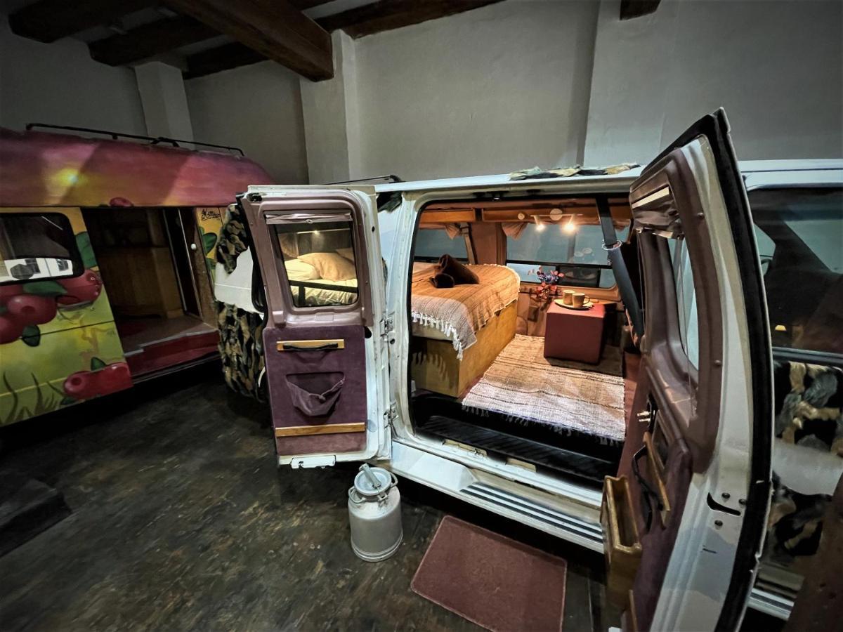 Urban Van Glamping Рига Екстер'єр фото