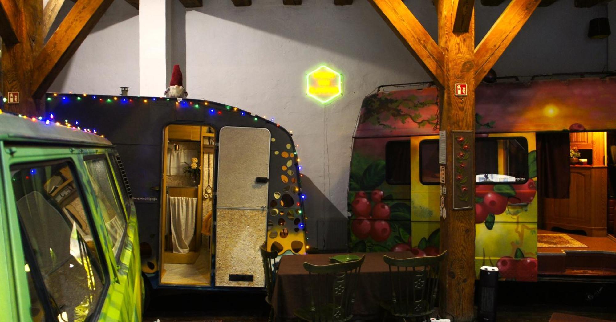 Urban Van Glamping Рига Екстер'єр фото
