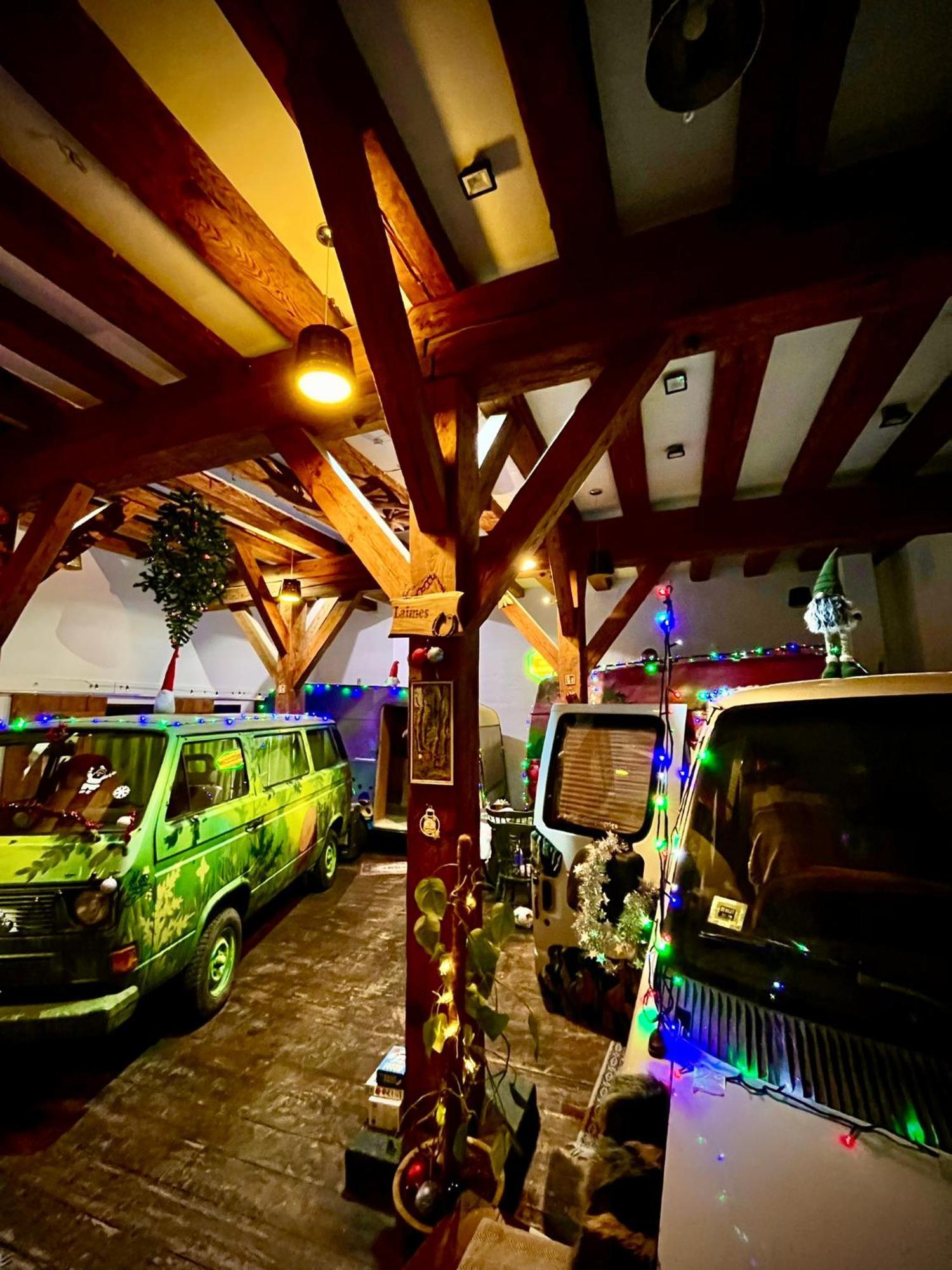 Urban Van Glamping Рига Екстер'єр фото