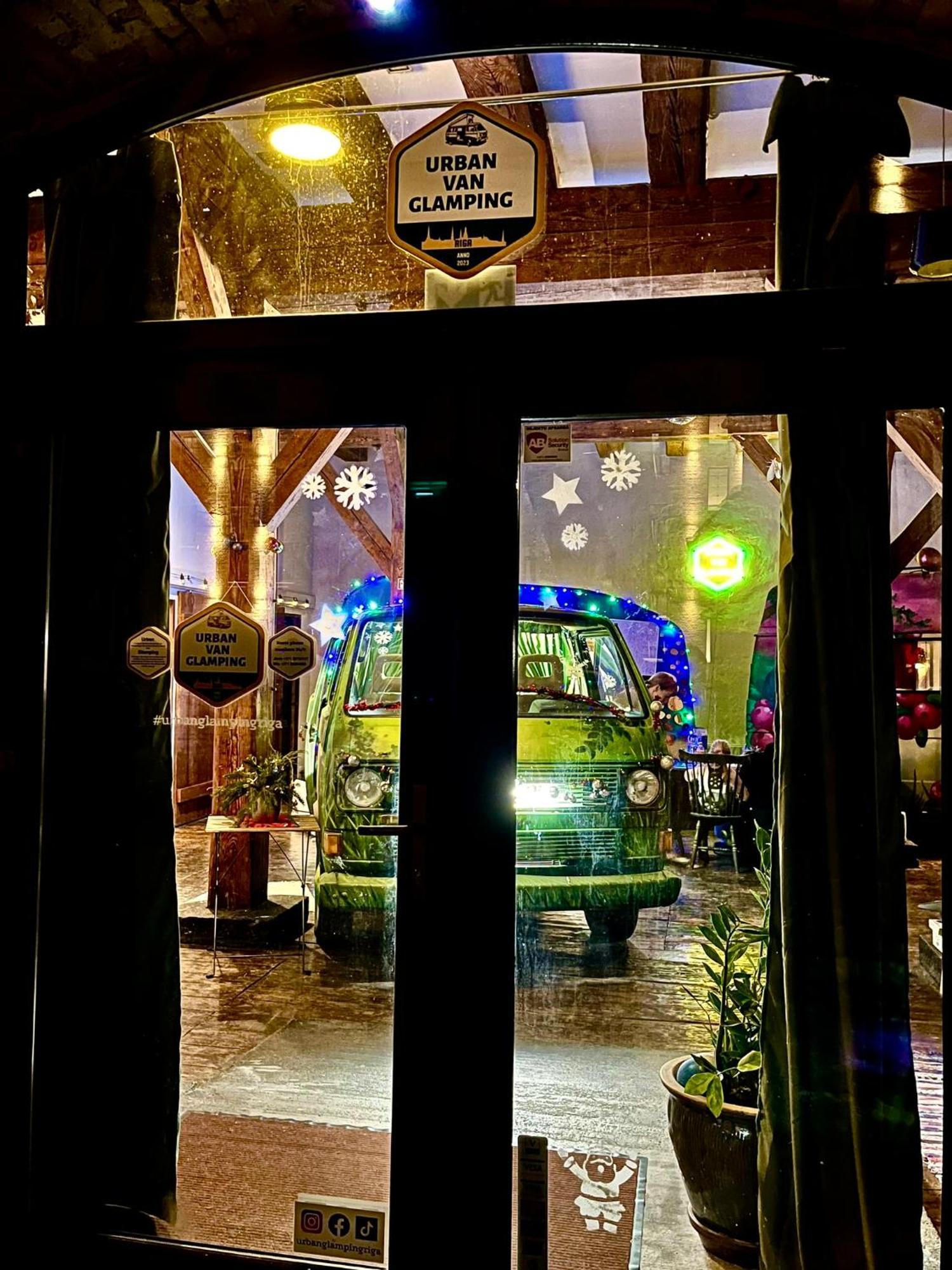 Urban Van Glamping Рига Екстер'єр фото