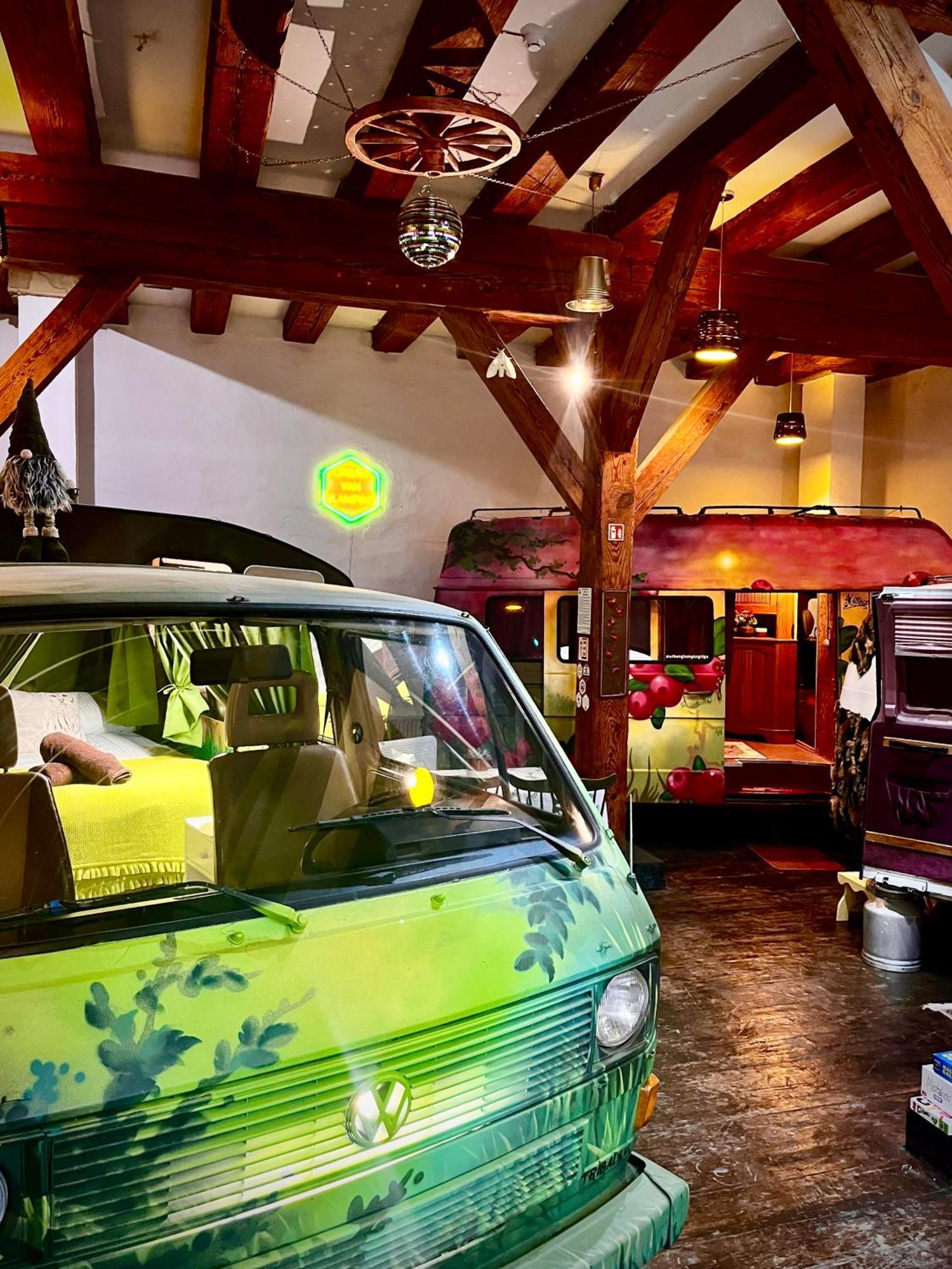 Urban Van Glamping Рига Екстер'єр фото