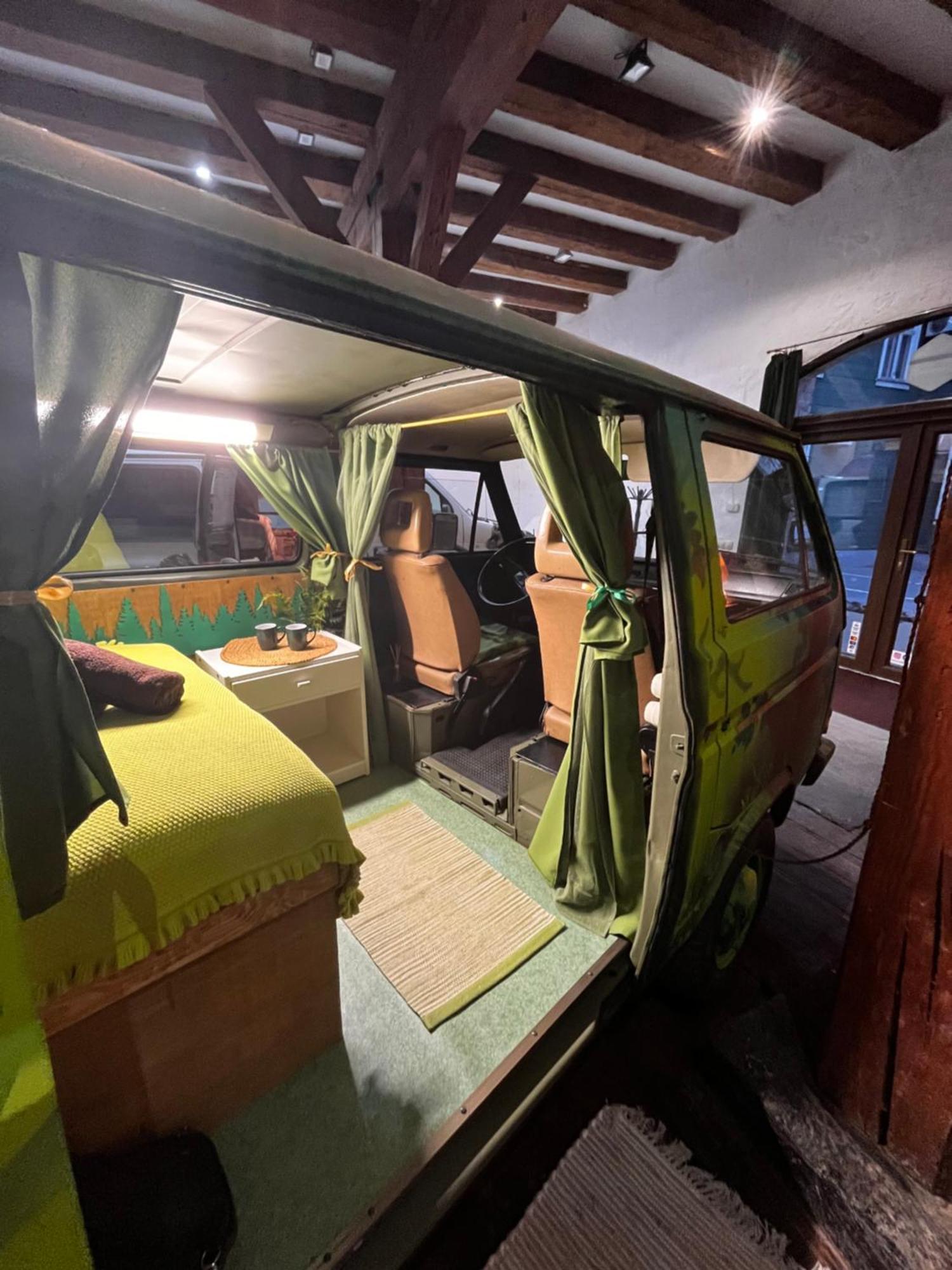 Urban Van Glamping Рига Екстер'єр фото