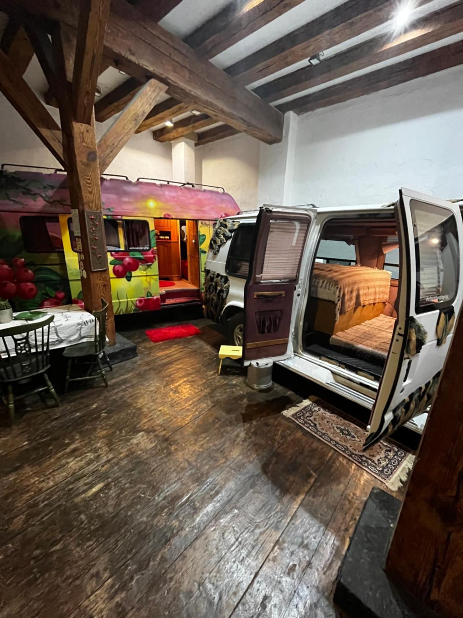 Urban Van Glamping Рига Екстер'єр фото