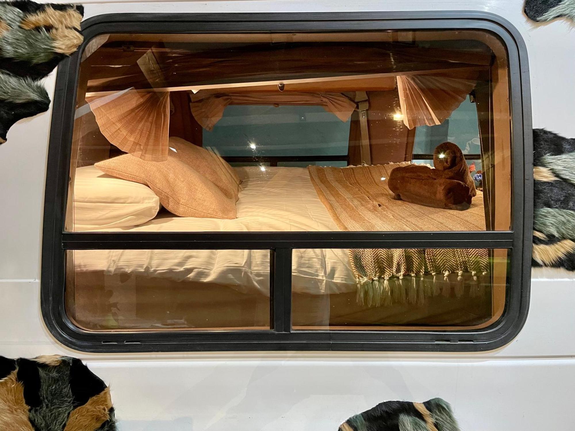 Urban Van Glamping Рига Екстер'єр фото