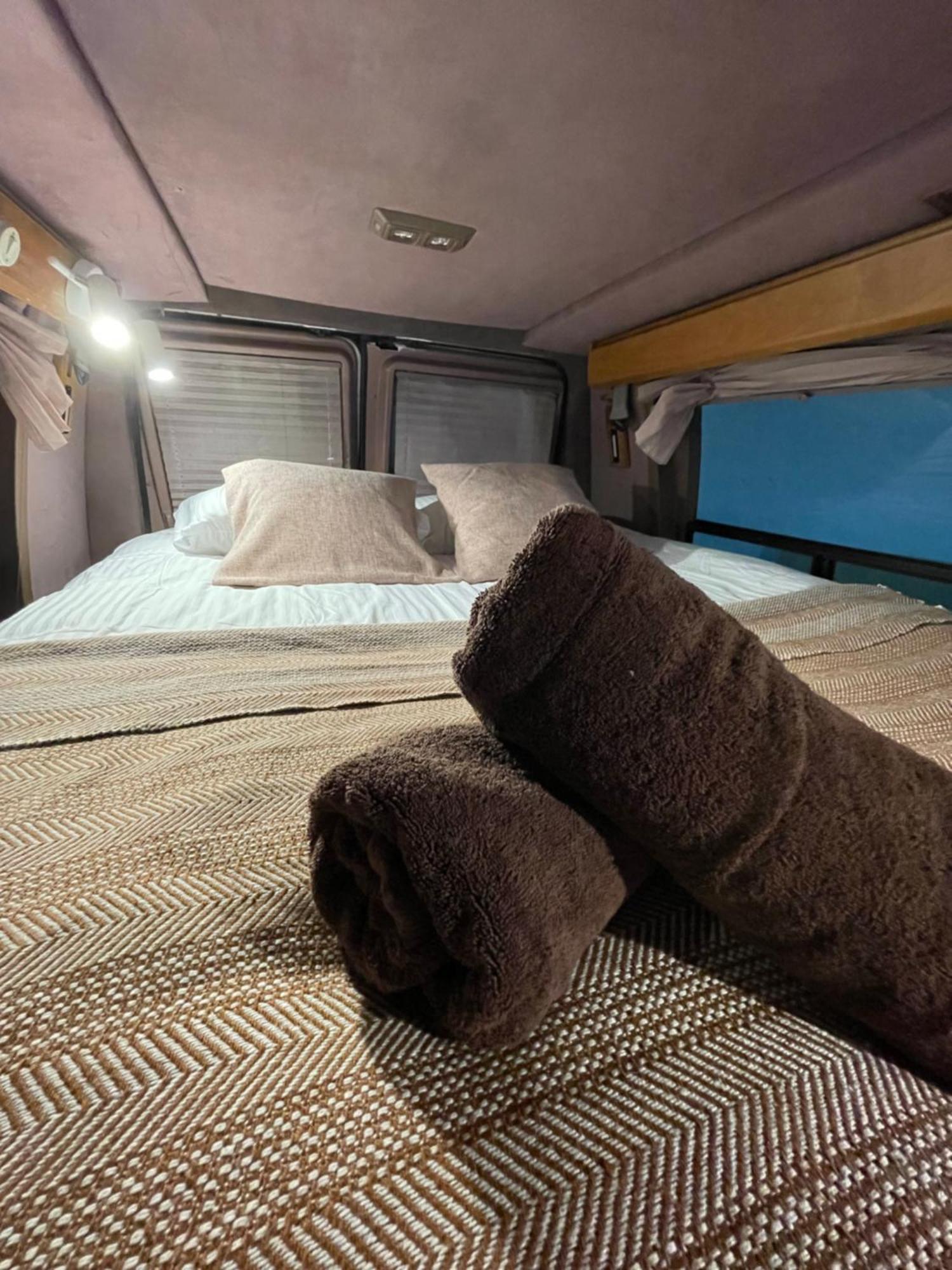 Urban Van Glamping Рига Екстер'єр фото