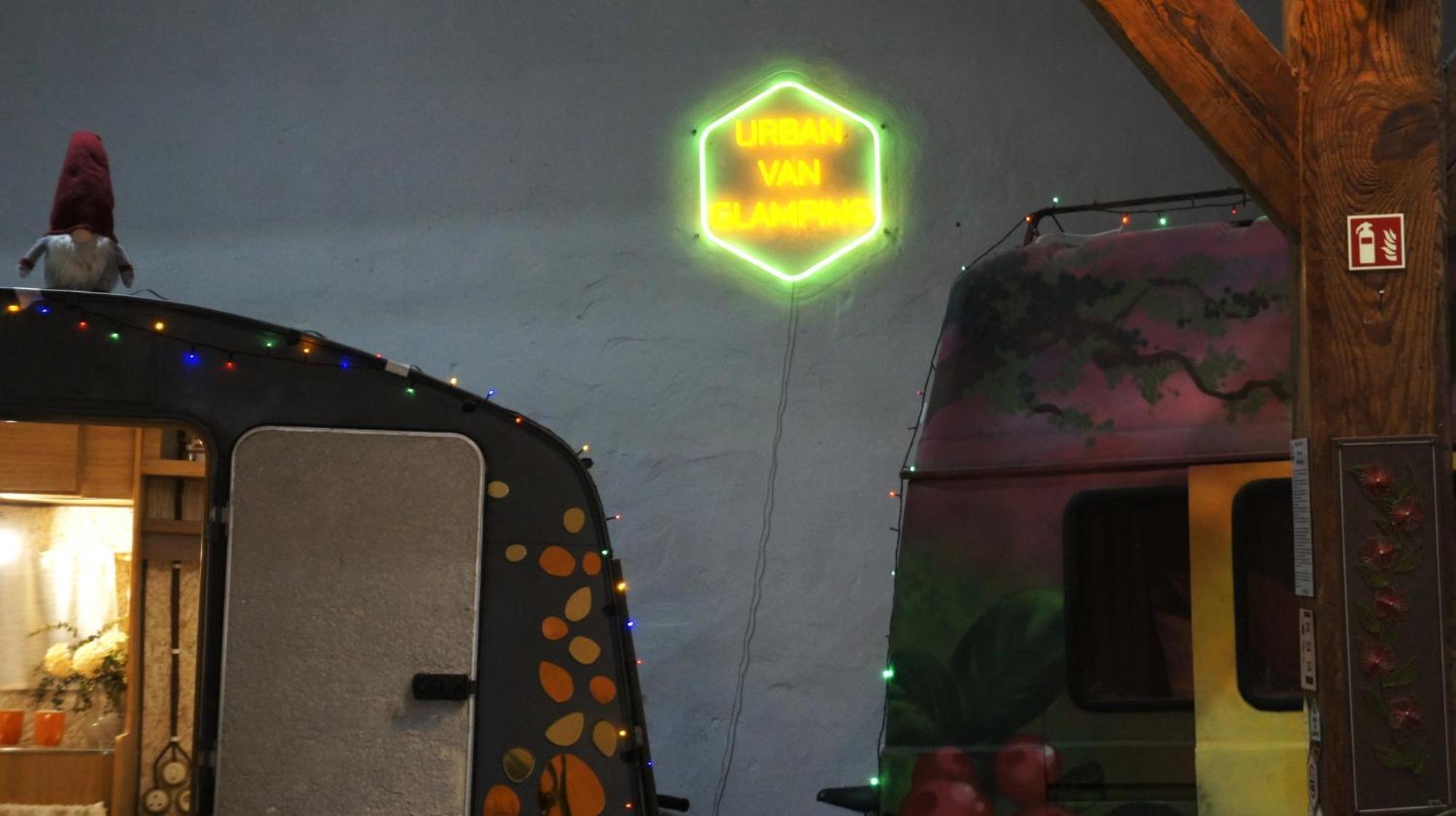 Urban Van Glamping Рига Екстер'єр фото